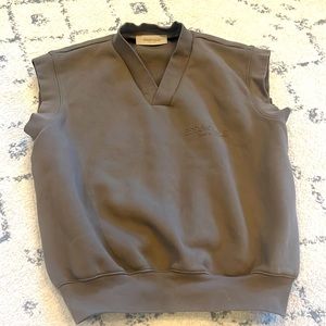 PacSun Essentials Fear of God sleeveless sweater